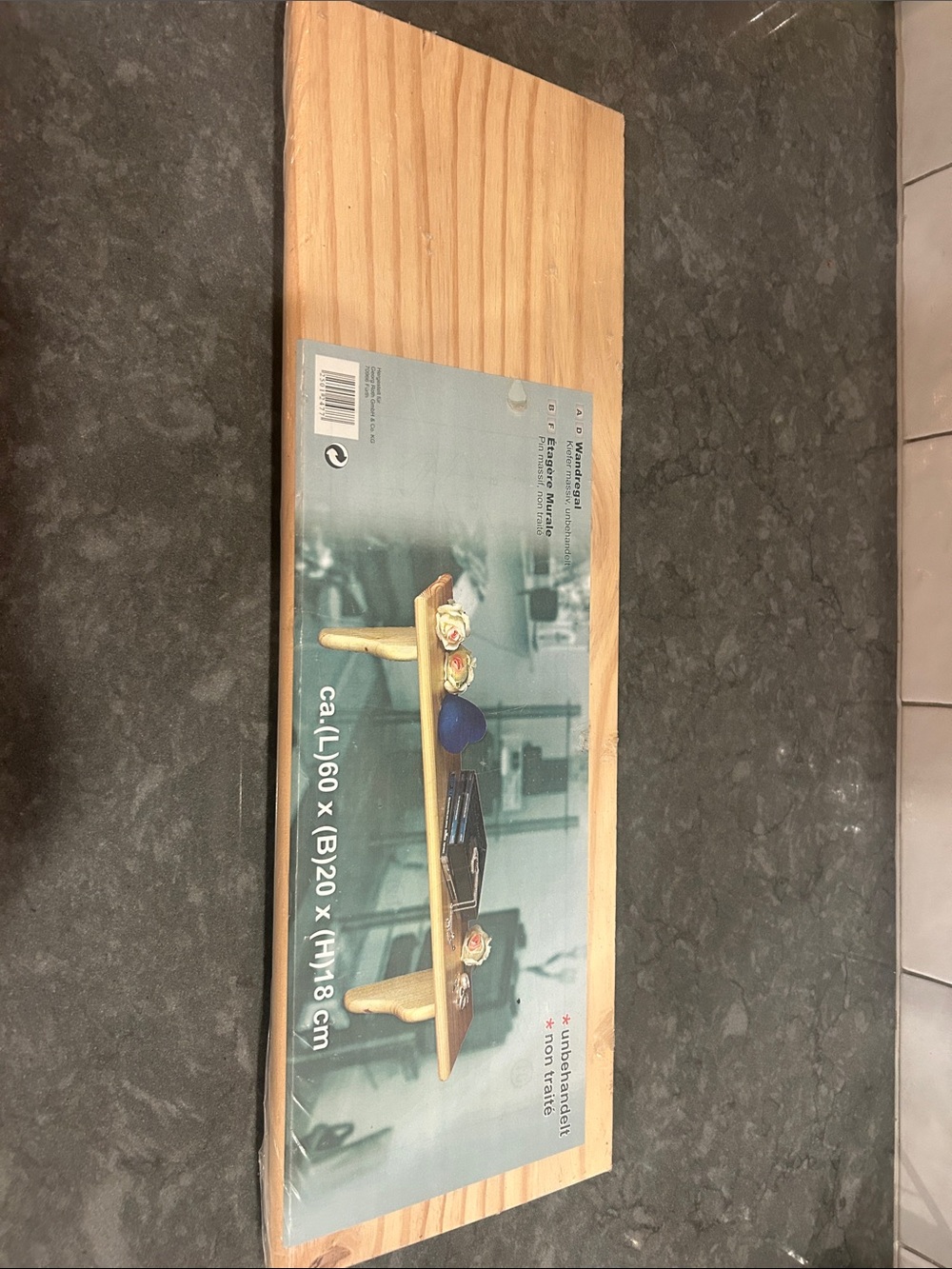 Solid wood new wood shelf